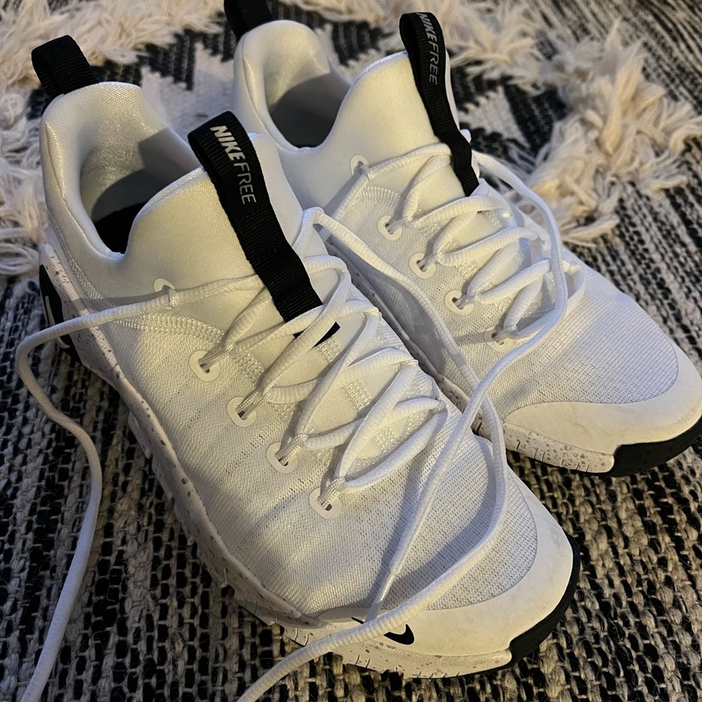 Nike Free Metcon 6 *LIKE NEW*